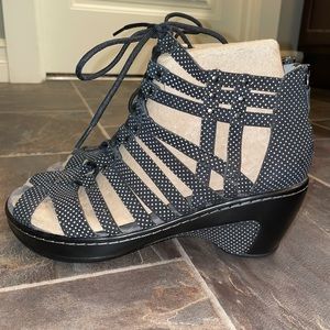 JBU Jambu Gladiator Sandals- Black Polka Dot